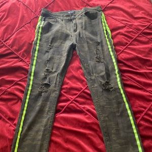 Distressed Side stripe jeans